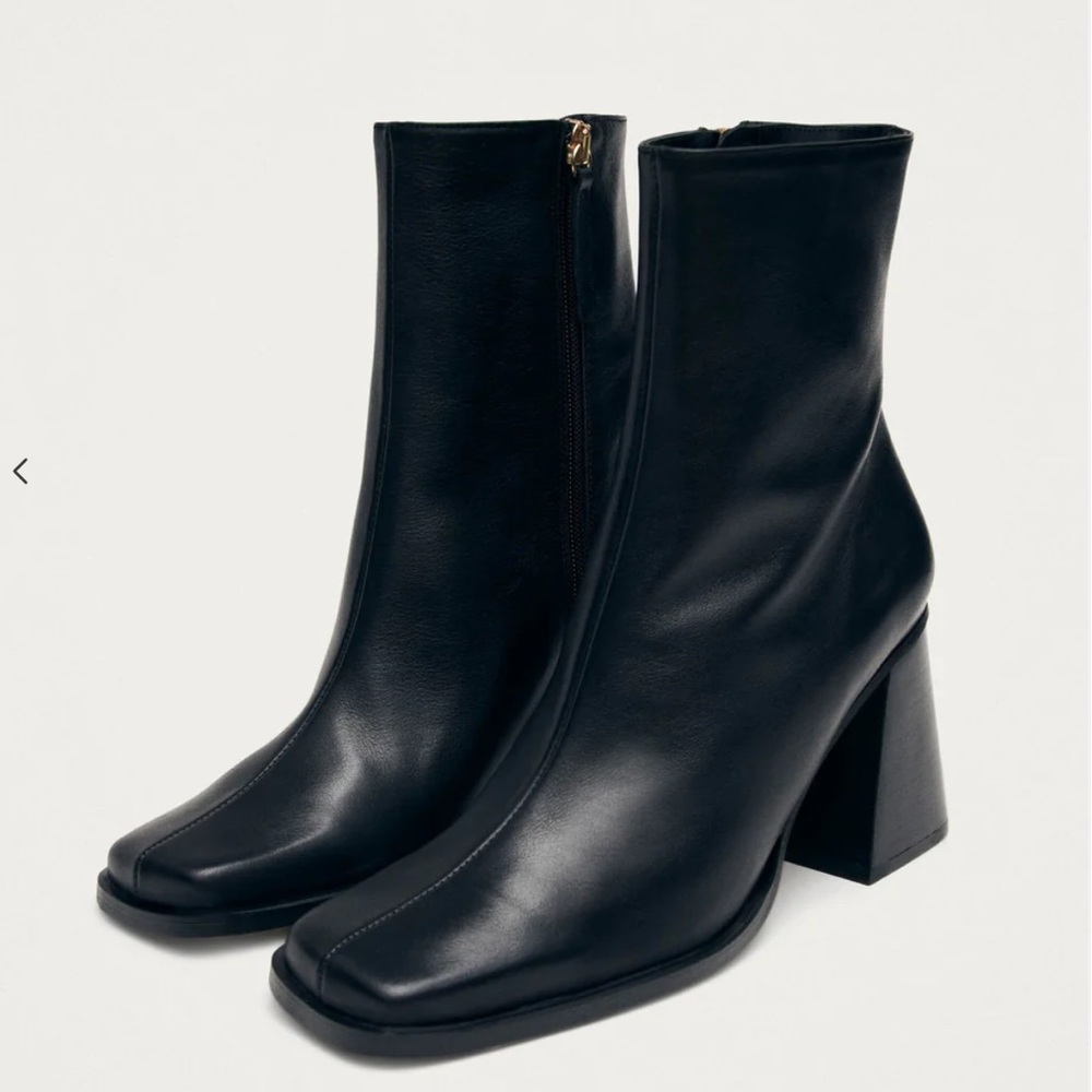 ALOHAS South Black Leather Ankle Boots
